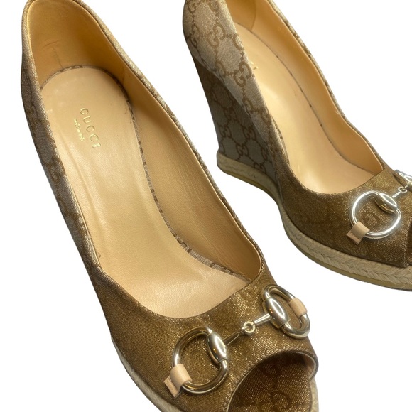 Gucci GG Canvas Charlotte Horsebit Wedge Espadrille Peep Toe Pumps Size EU 39 - Picture 8 of 11